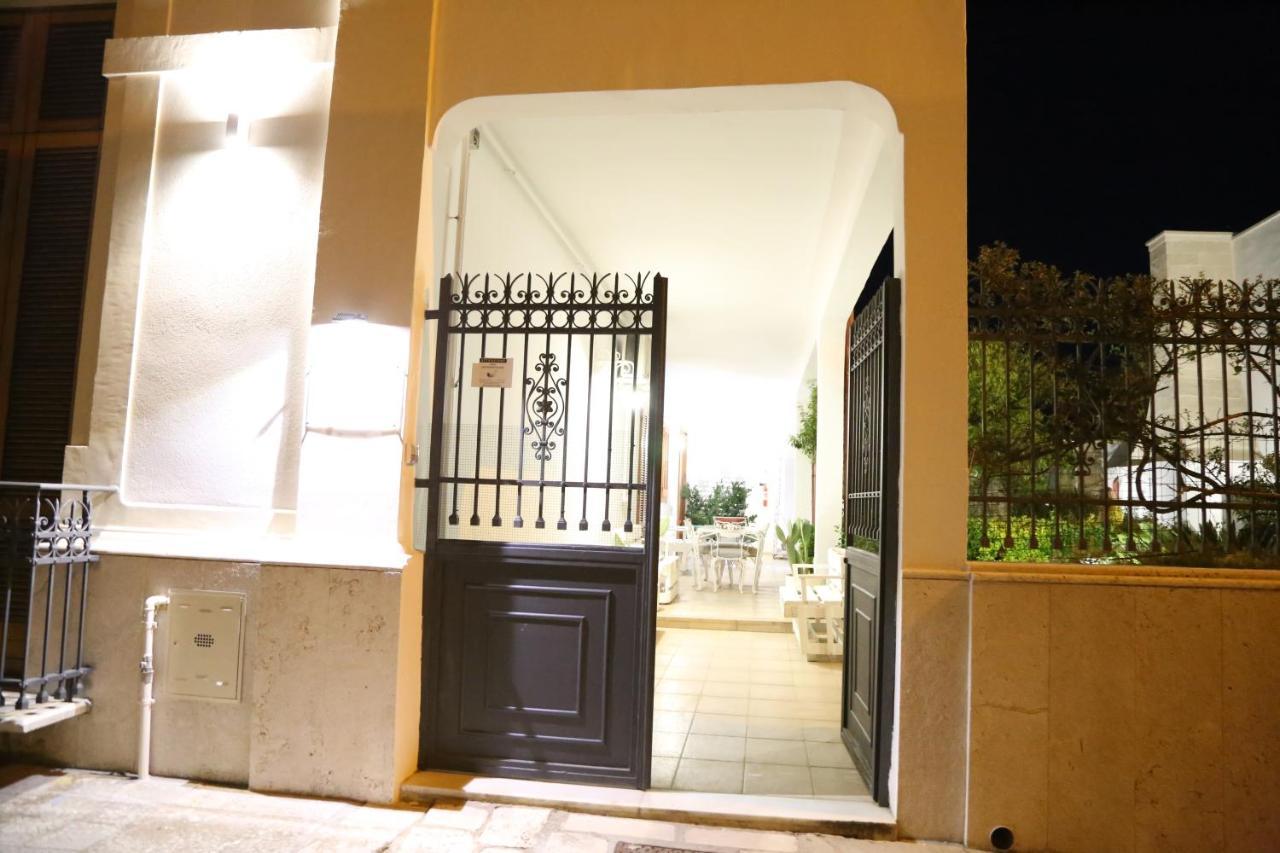Campi Salentina B&B Viro المظهر الخارجي الصورة