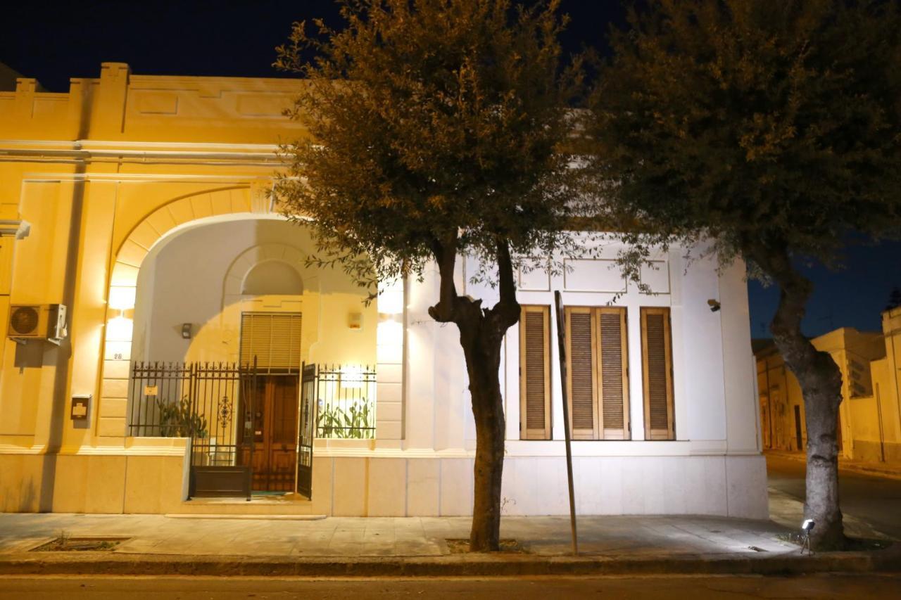 Campi Salentina B&B Viro المظهر الخارجي الصورة