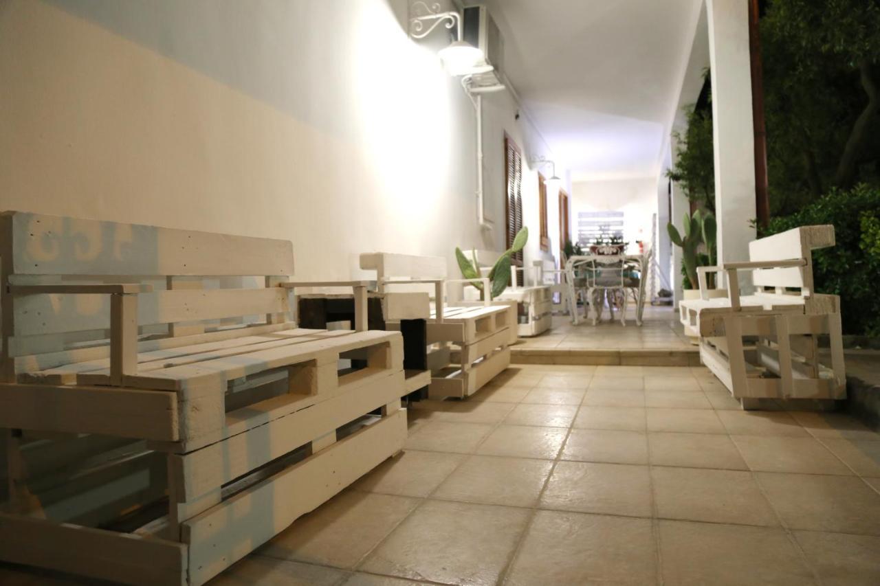 Campi Salentina B&B Viro المظهر الخارجي الصورة