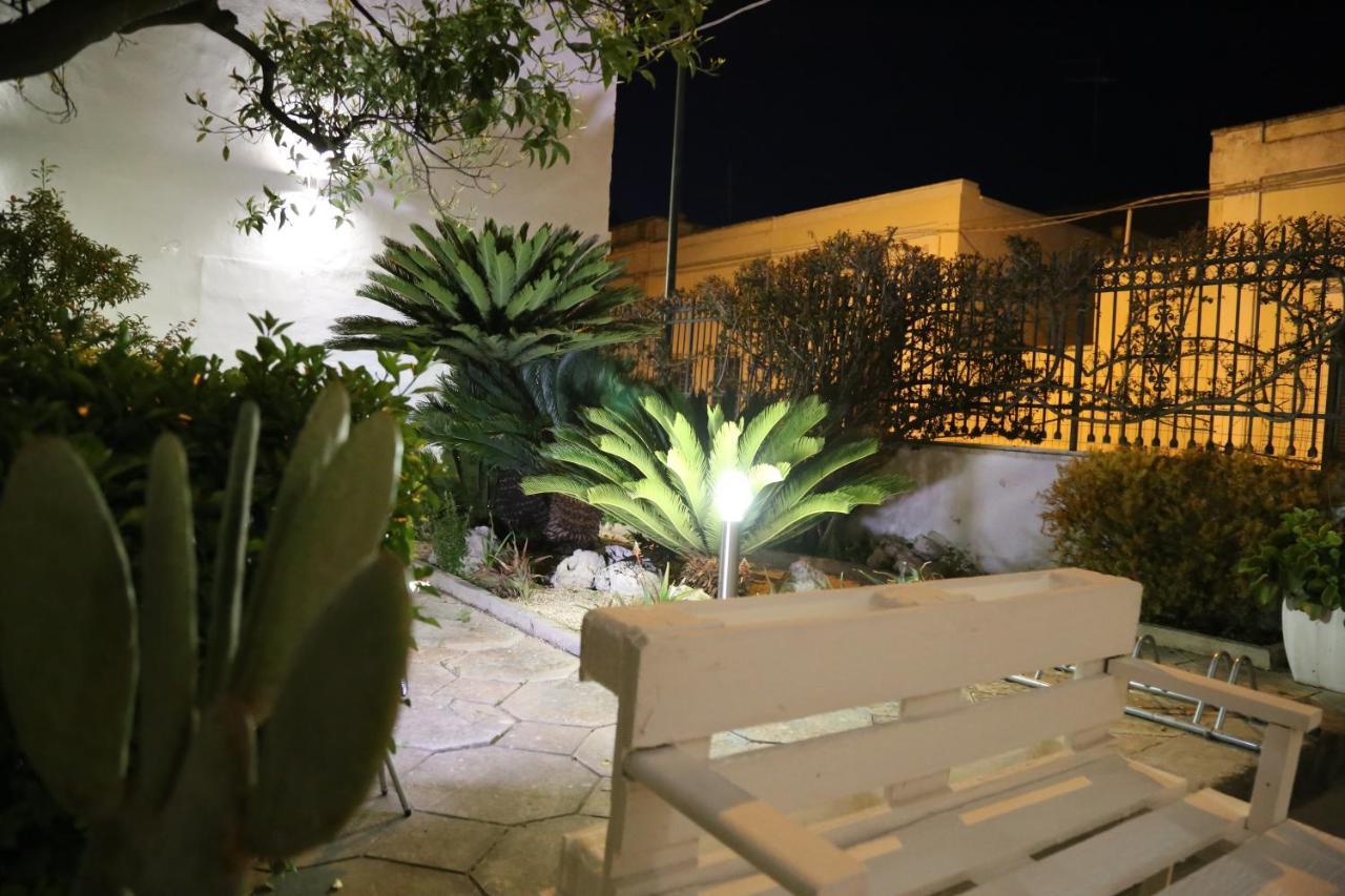 Campi Salentina B&B Viro المظهر الخارجي الصورة