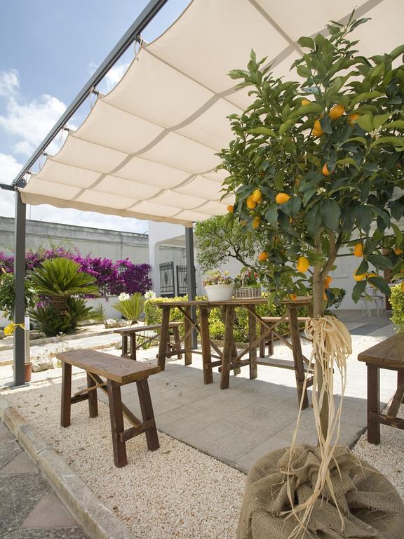 Campi Salentina B&B Viro المظهر الخارجي الصورة