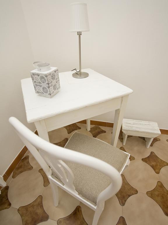 Campi Salentina B&B Viro الغرفة الصورة