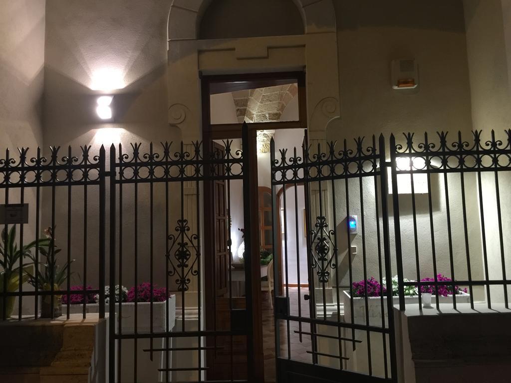 Campi Salentina B&B Viro المظهر الخارجي الصورة